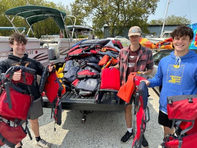 Back to work! Left to right ~~> Ryan, Bryce and Matthew 🚣🏻‍♀️☀️ I can’t tell you how grateful I am to have them back at MKC. 💙
•
#MKC #milwaukeekayak #milwaukeeriver #milwaukeekayakcompany #milwaukeekayakcompanytours #takemetotheriver #teammkc #harbordistrict #wisconsin #river #kayaking #10yearsafloat #jerrysdocks #schlitzpark #summer #safetyfirst