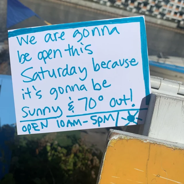 Yep! We’re gonna be open this Saturday 10am-5pm because it’s gonna be sunny, beautiful and 70 degrees outside. I mean really ☀️💙🛶 Reserve online, text, call or just walk up! 
•
#MKC #milwaukeekayak #milwaukeeriver #milwaukeekayakcompany #milwaukeekayakcompanytours #takemetotheriver #visitmilwaukee #teammkc #milwaukee #wisconsin #kayaking #milwaukee #wisconsin