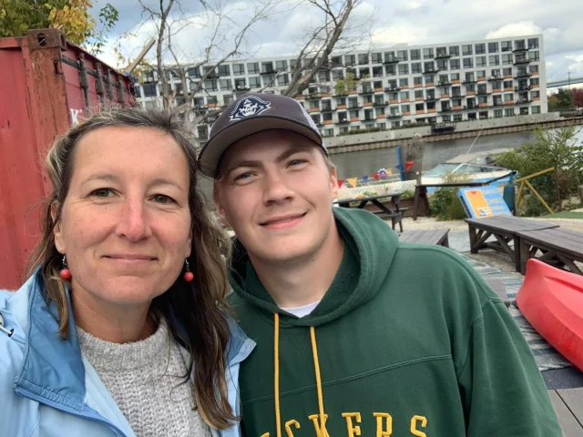 Connor and I wrapping it up for the season on this sunny, cloudy, sprinkly, warm, chilly, beautiful, windy, calm and kinda crazy weather day. Thanks so much everyone 🍁⚓️🛶🚣 
•
#MKC #milwaukeekayak #milwaukeeriver #milwaukeekayakcompany #milwaukeekayakcompanytours #takemetotheriver #visitmilwaukee #teammkc #milwaukee #wisconsin #kayaking #milwaukee #wisconsin