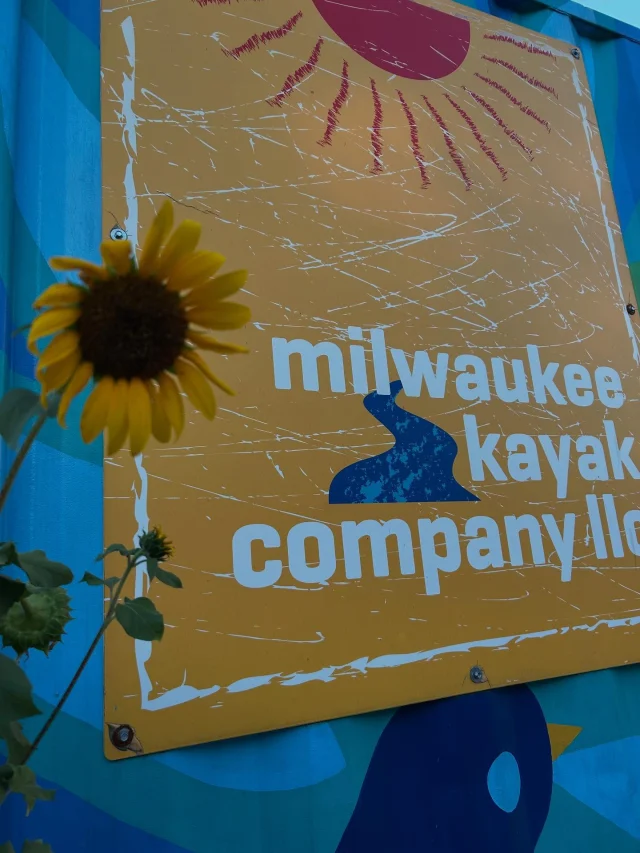 It’s Labor Day and we’re open 10am-6pm today.
•
We’ll be closed tomorrow, Tuesday, Sept. 2nd and then open Wednesday @ 9am thru mid-October. Daily rentals and some cool tours and events coming up this month ~~~> we’ll post more later. 
•
•
#MKC #milwaukeekayak #milwaukeeriver #milwaukeekayakcompany #milwaukeekayakcompanytours	
#takemetotheriver #visitmilwaukee #teammkc #wisconsin #kayaking #milwaukee #discoverwisconsin #puravida #bemine #wearit #summer #jerrysdocks #river #tellmeallyourdreams #goodvibesonly